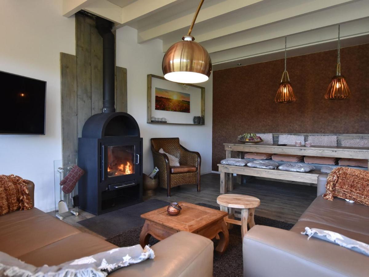 Beekdorp Holiday Home In Reutum Weerselo With Jacuzzi מראה חיצוני תמונה